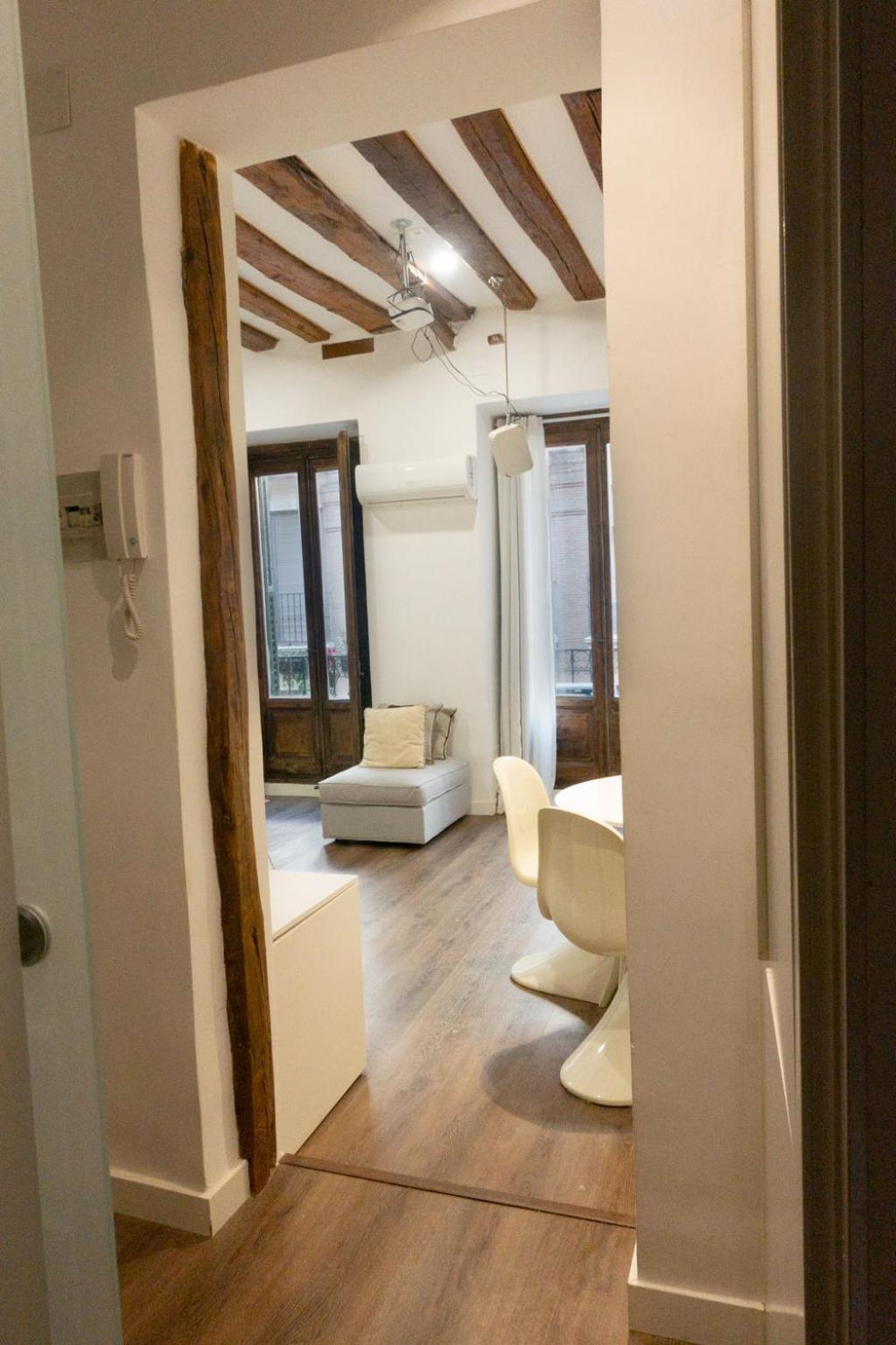 Hortaleza 4, Preciso Estudio En Chueca Junto A La Gran Via De Madrid Buitenkant foto