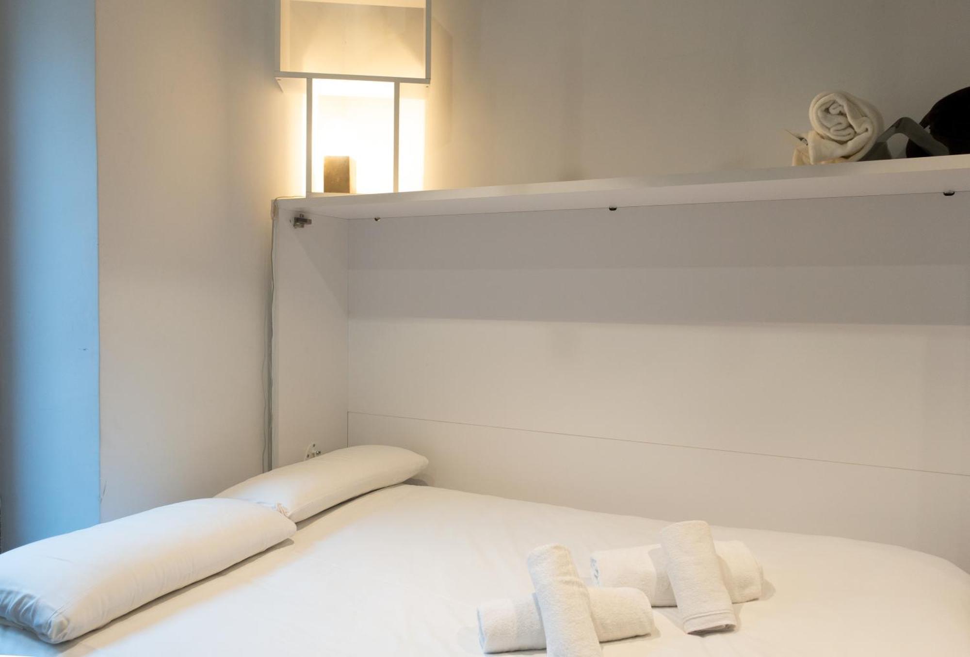 Hortaleza 4, Preciso Estudio En Chueca Junto A La Gran Via De Madrid Buitenkant foto